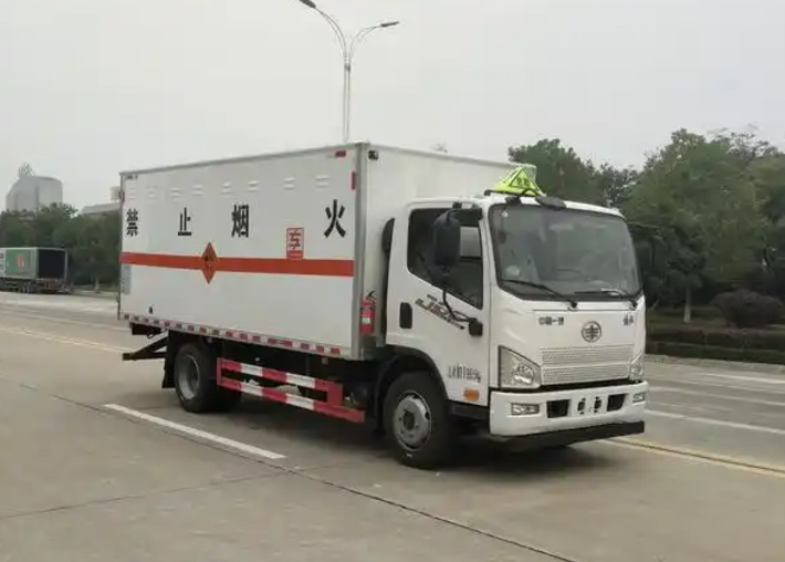 万秀爆破器材运输车可以上高速吗？