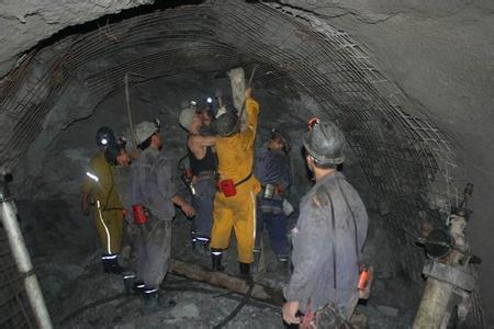 万秀工程爆破中的危险因素分析以及应对工程爆破危险的措施